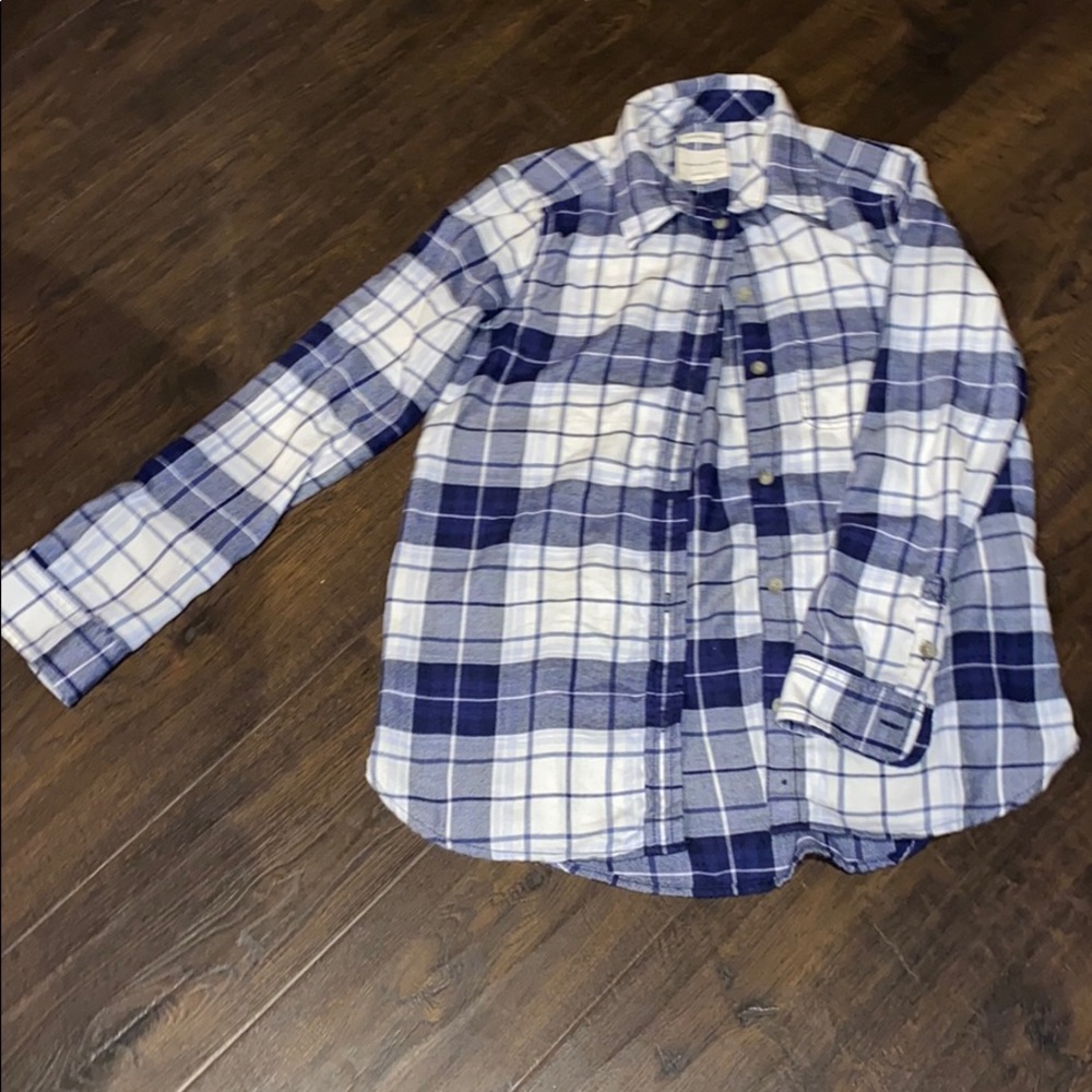 American Eagle Plaid Button Down Shirt